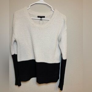 Banana Republic Black and White Crew Neck Sweater